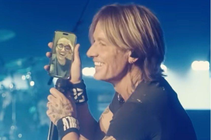 Keith Urban FaceTimes Fan From Stage During Planet Hollywood Las Vegas Residency