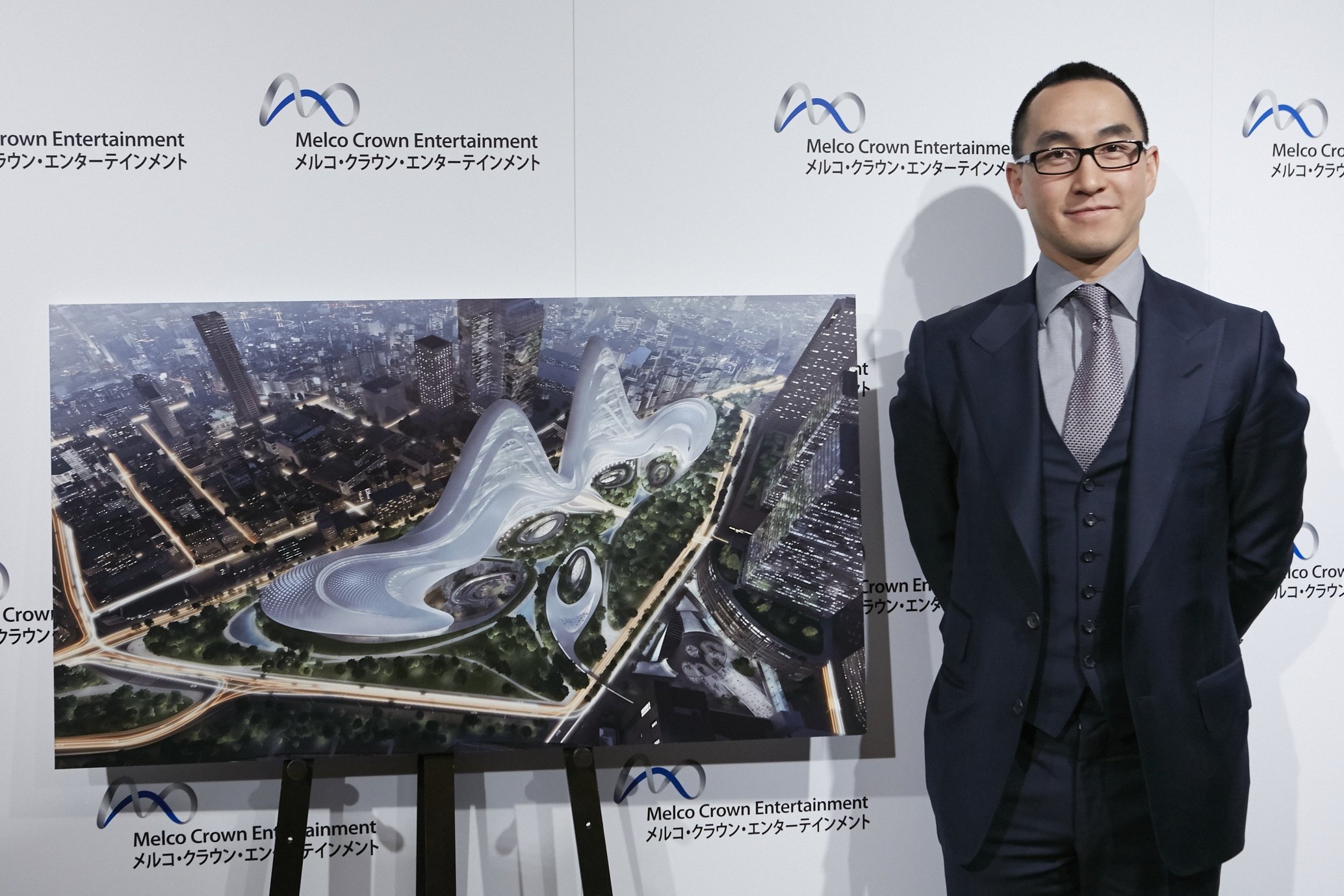 Melco Crown Calls Sheldon Adelson’s $10 Billion Bet on Japan, Hard Rock Scrambling for Partners